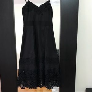 Above Mediocre Taste black Midi dress